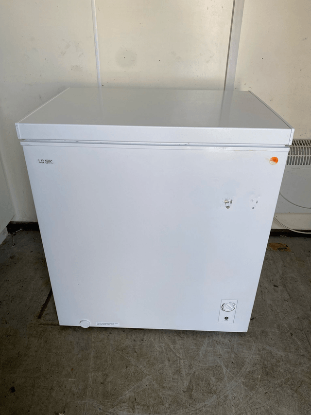 Logic Chest Freezer #U1196